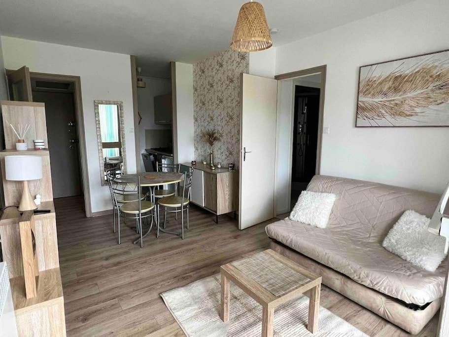 Appartement A 100 M De La Plage St Hilaire De Riez Les Becs Saint-Hilaire-de-Riez Exteriér fotografie